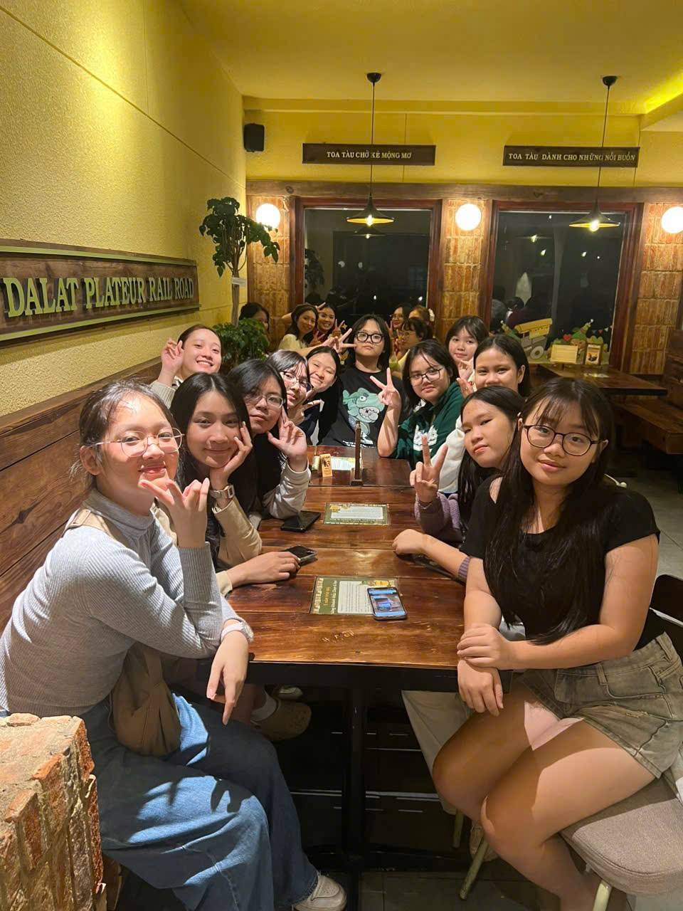 Lớp học vui vẻ